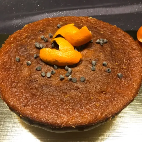 Gâteau moelleux à l’orange et aux pépites de chocolat