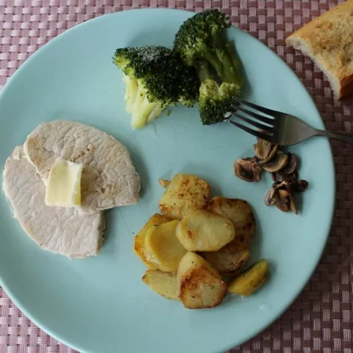 Filet de porc avec brocoli pomme de terre