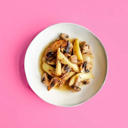 Poêlée de pommes de terre aux champignons frais