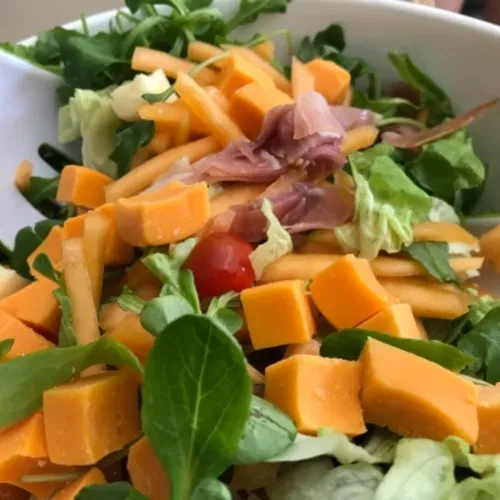 Salade de melon et jambon sec
