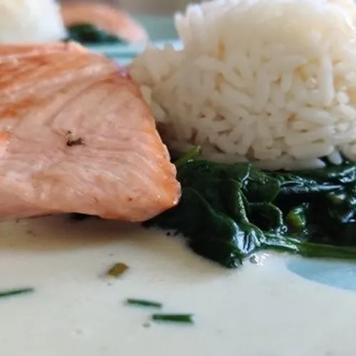 Pavé de saumon aux épinards