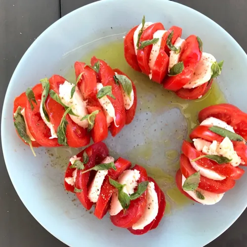 Salade tomate-mozzarella