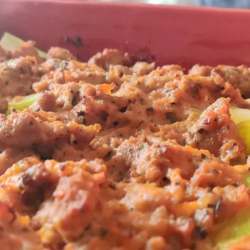 Courgettes farcies au four accompagnées de riz