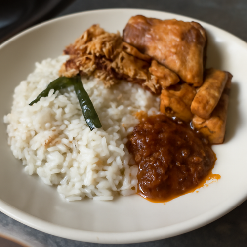 Nasi Uduk: Riz parfumé indonésien