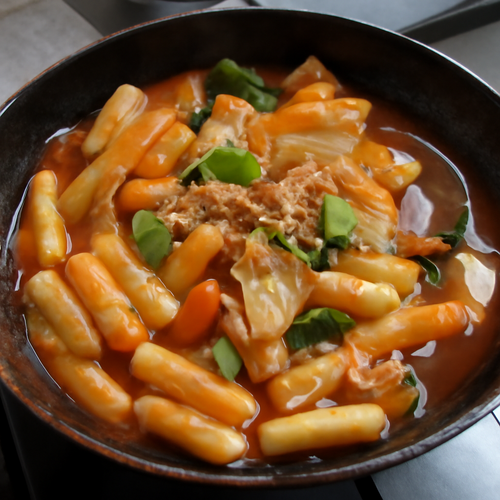 Tteokbokki Végétarien: Sauté de Gâteaux de Riz