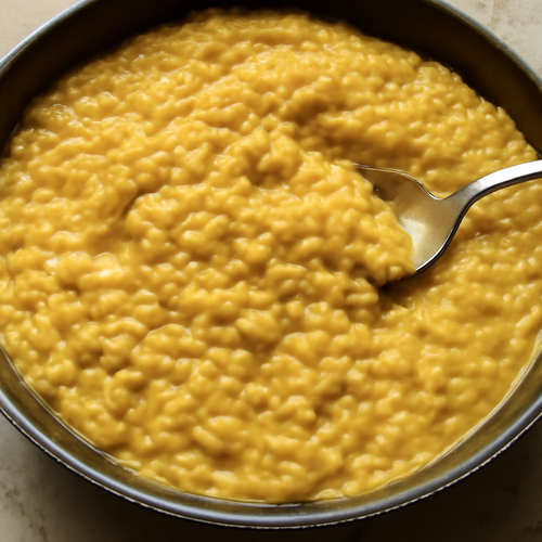 Risotto à la milanaise, plat économique de saison